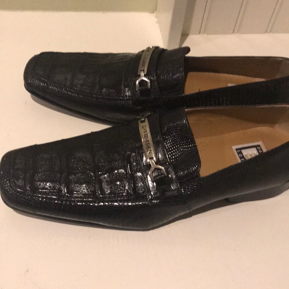 David Eden pair of shoes